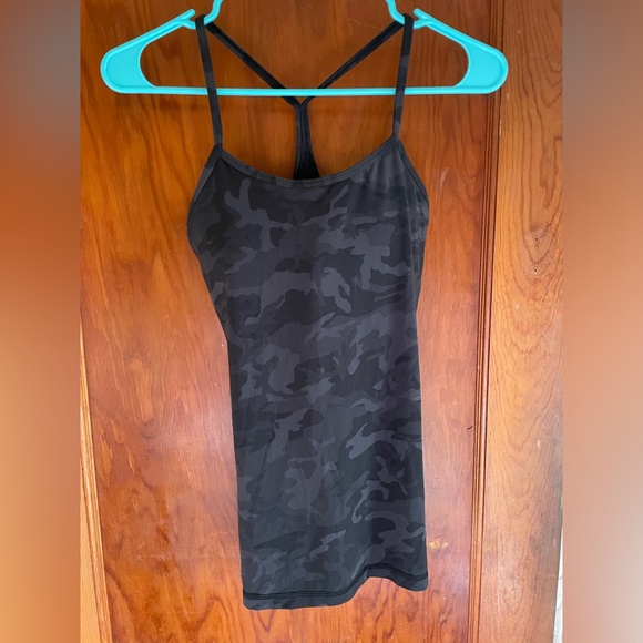 lululemon athletica Tops - Lululemon Tank - size 4